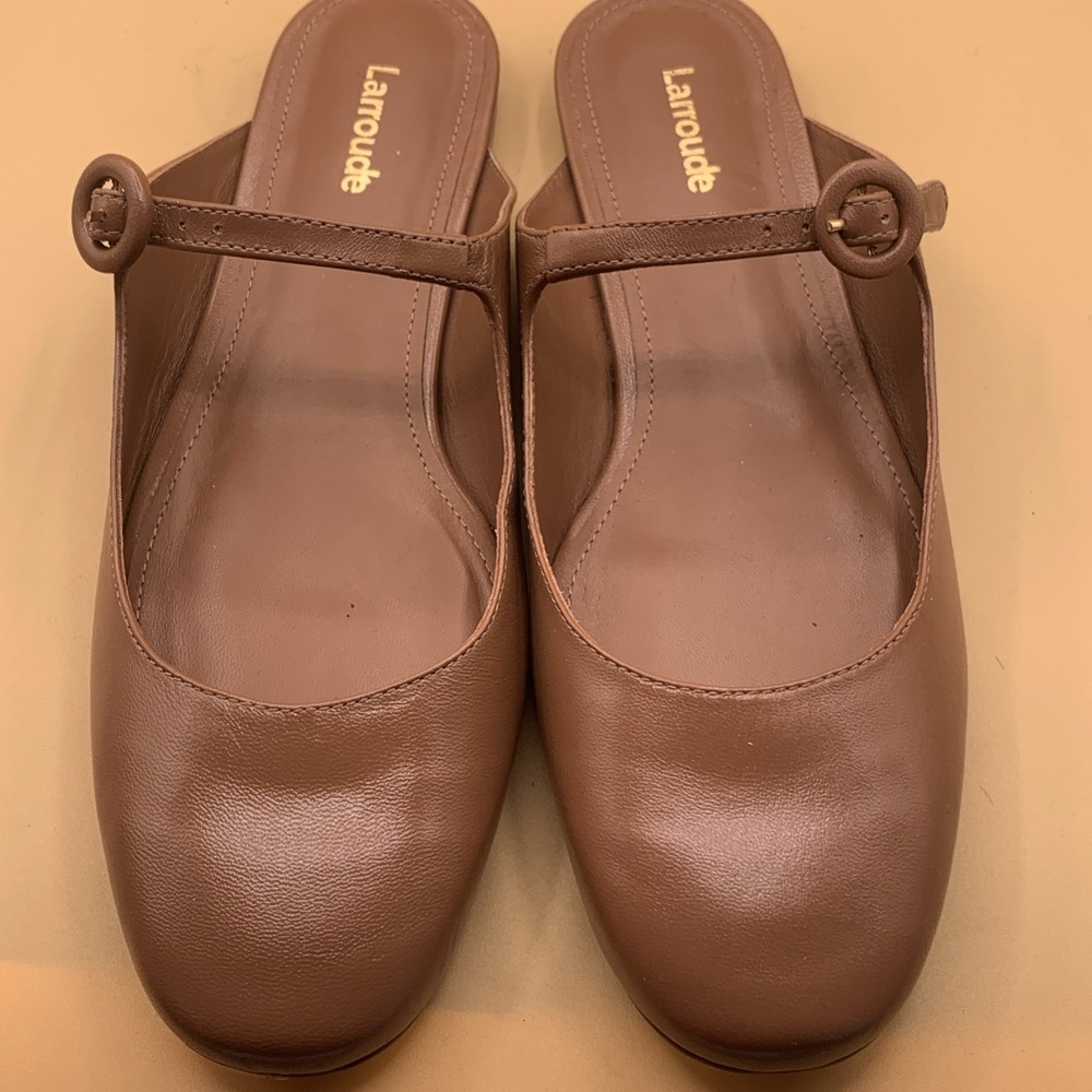 Larroudé Blair Flat Mules in Caramel Leather Hand Made in Brazil Wmn's Size US 8 - Picture 2 of 6